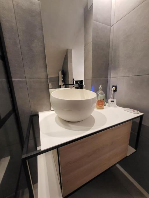 Grasse, Superbe 2 Pieces A 2 Minutes Du Centre Apartment Exterior photo